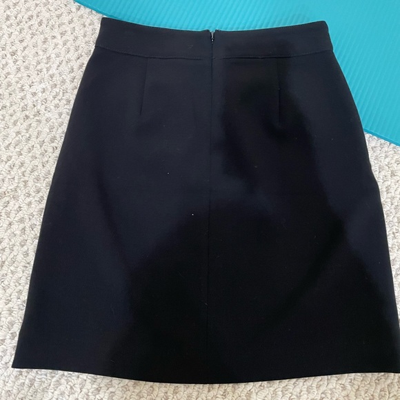 Loft black office skirt (size 00 / small) NWT - Picture 2 of 3